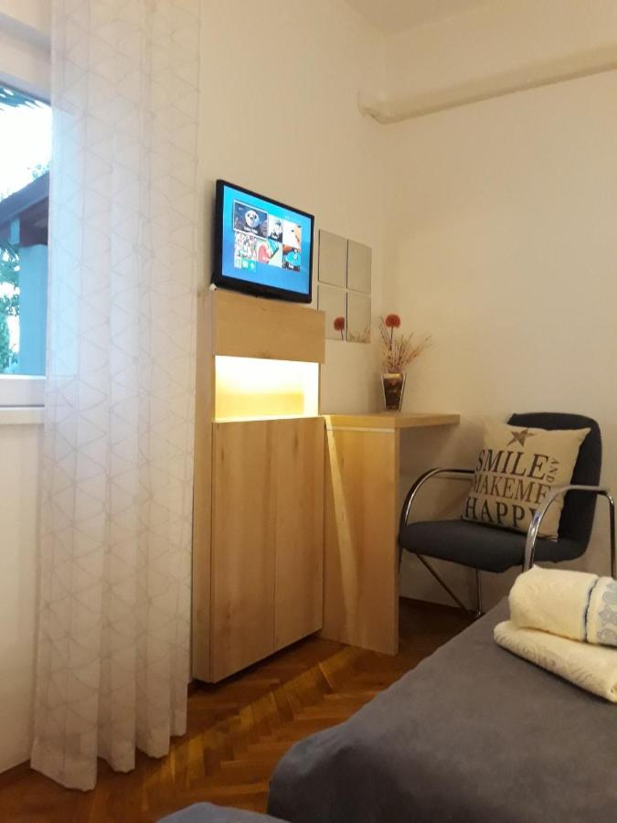Apartment Nevia Fažana Екстериор снимка